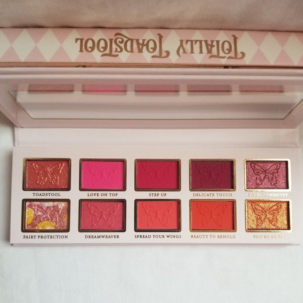 P.Louise You Give Me Butterflies Palette - Totally Toadstool